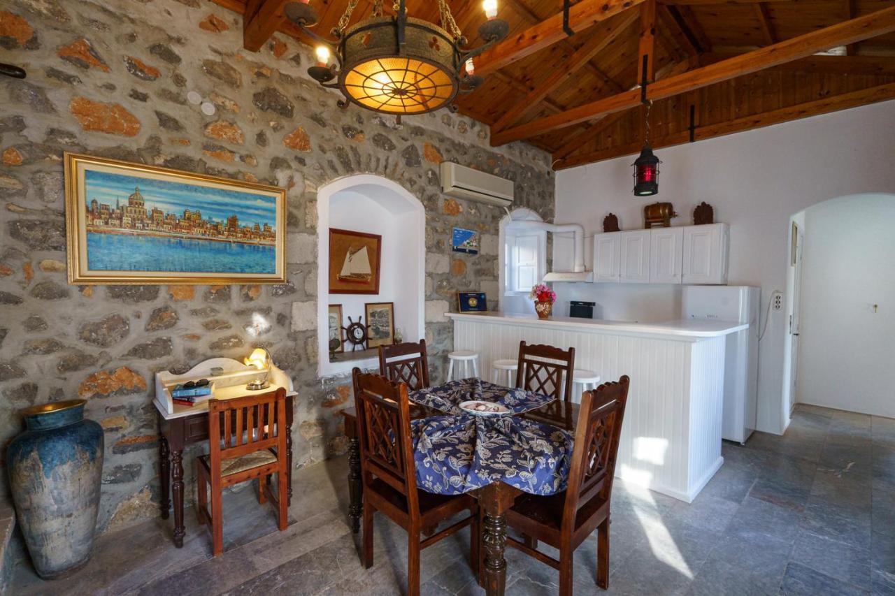 Villa Mandraki ไฮดรา ภายนอก รูปภาพ