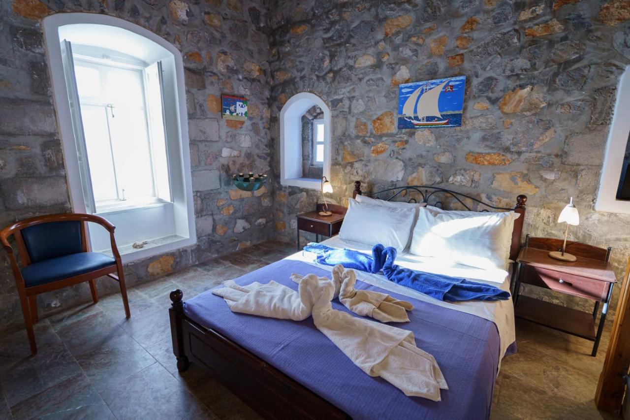 Villa Mandraki ไฮดรา ภายนอก รูปภาพ