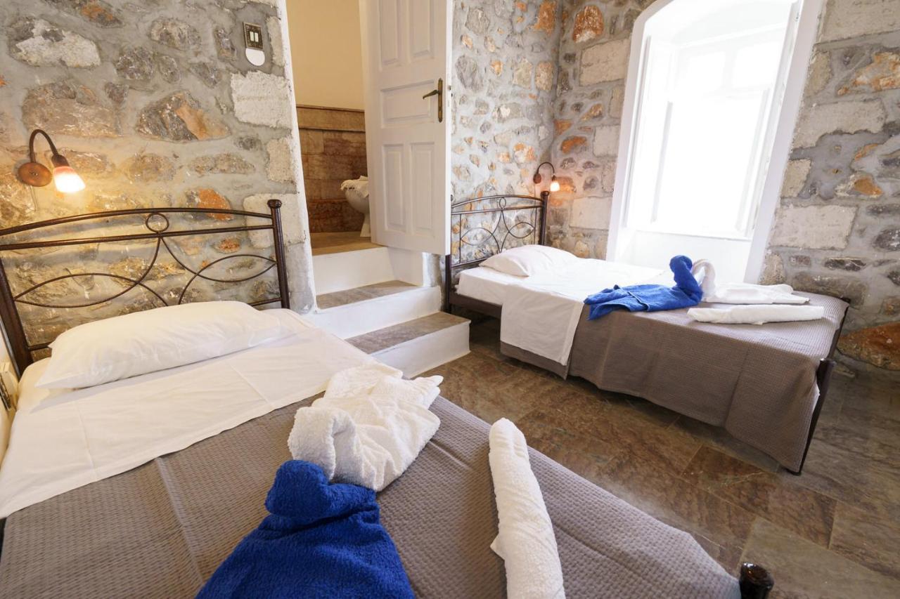 Villa Mandraki ไฮดรา ภายนอก รูปภาพ
