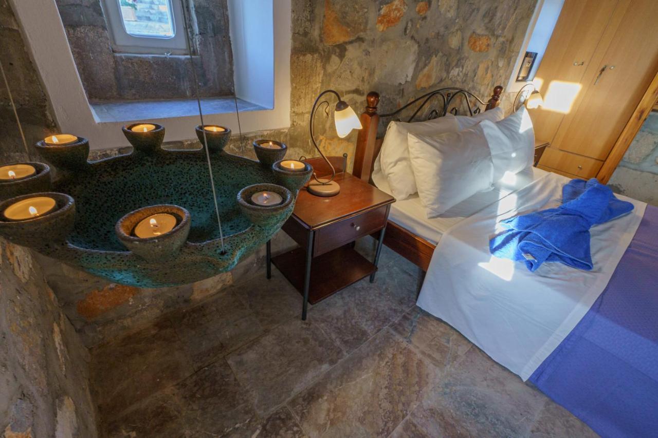 Villa Mandraki ไฮดรา ภายนอก รูปภาพ